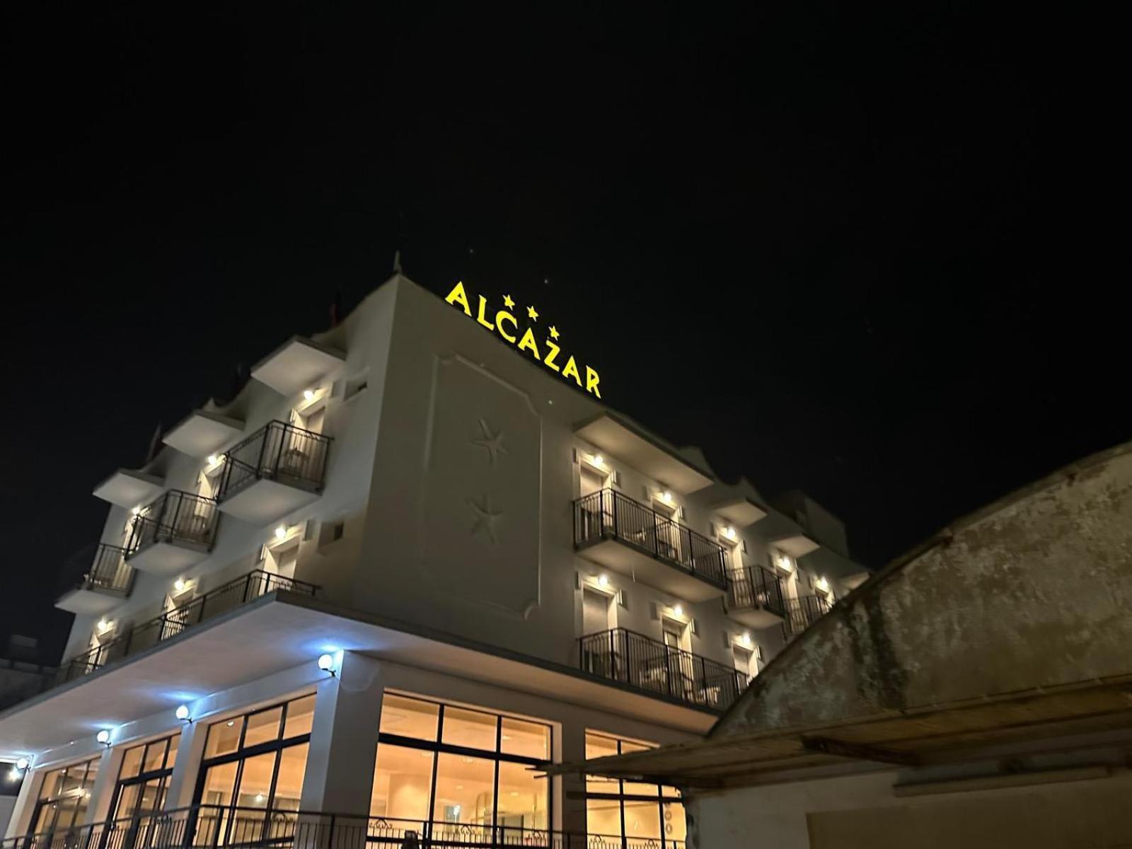 Hotel Alcazar ريميني المظهر الخارجي الصورة